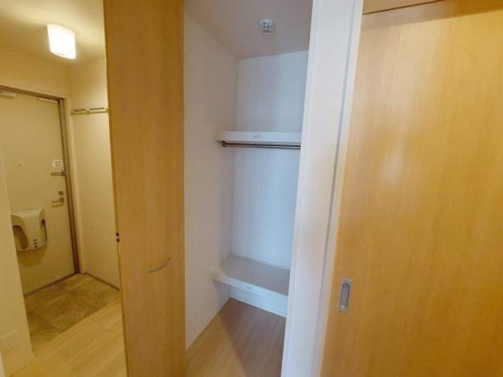 D-roomK&Y 穴生の内装