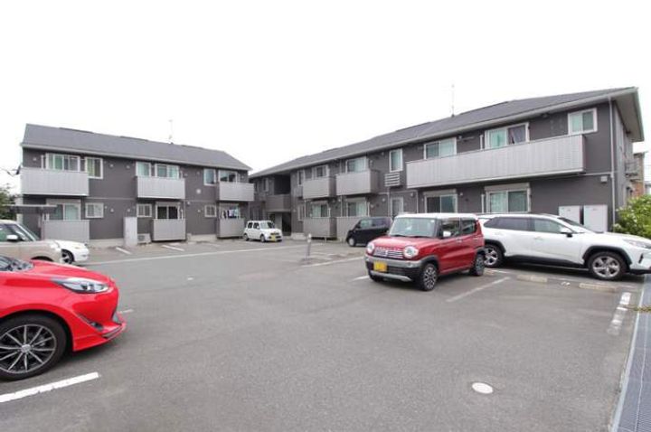 グラン・ジュデ A棟の外観