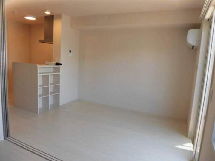 フォルトナカーサの居間