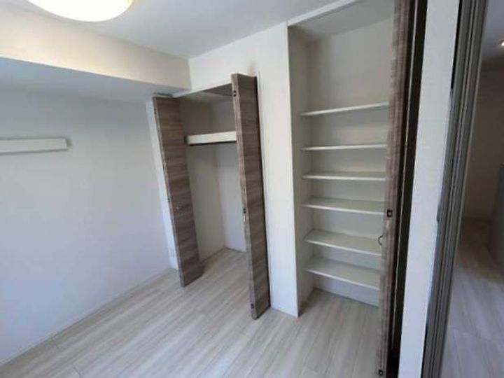 ポサーダ三萩野の内装