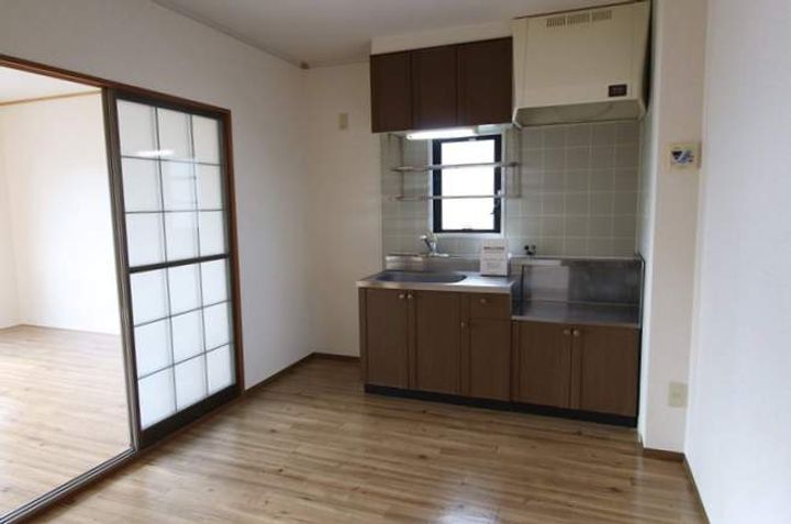 セジュール鴨生田 A棟のキッチン