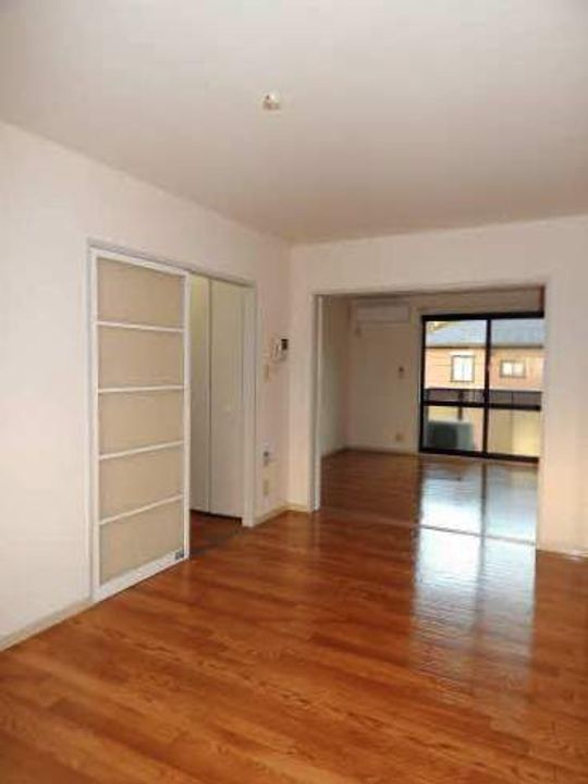 福岡県北九州市八幡西区町上津役東1丁目の賃貸アパートの内装