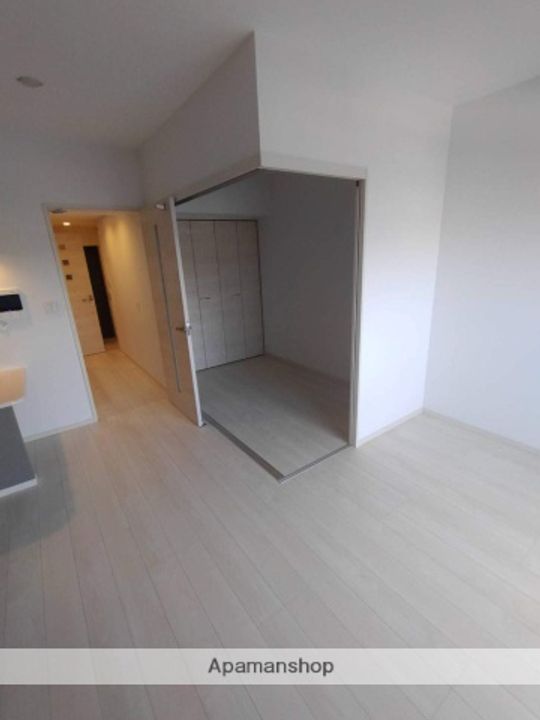 福岡県北九州市八幡西区陣原1丁目の賃貸マンションの居間