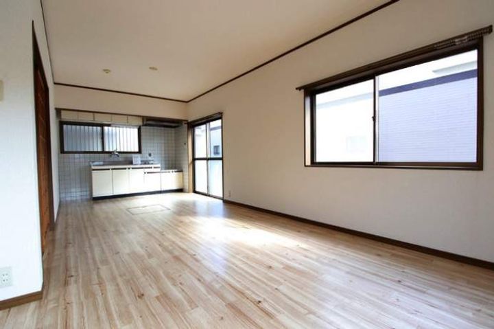 福岡県北九州市小倉南区南方2丁目(一戸建)の賃貸物件戸建てのキッチン