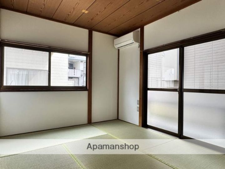 福岡県北九州市小倉南区守恒1丁目の賃貸アパートの内装