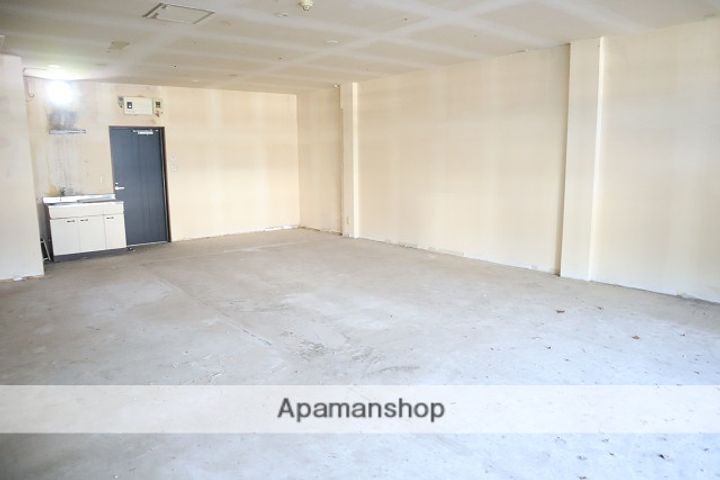 レジデンス相坂102の居間