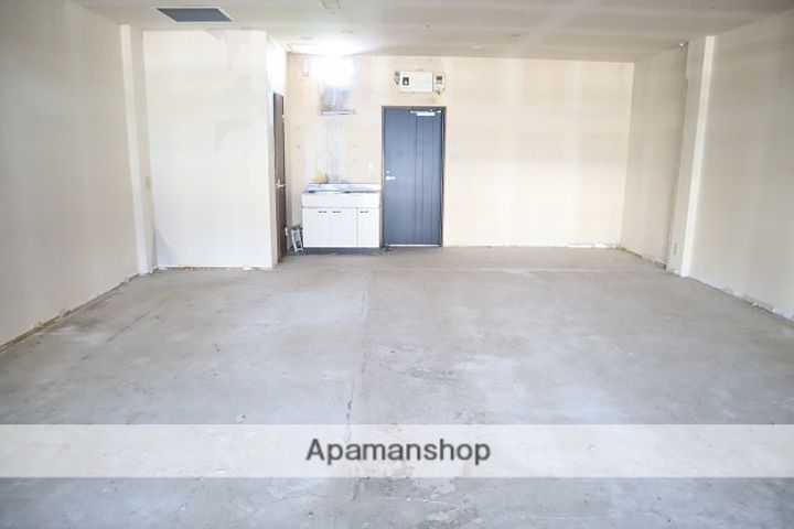 レジデンス相坂102の居間