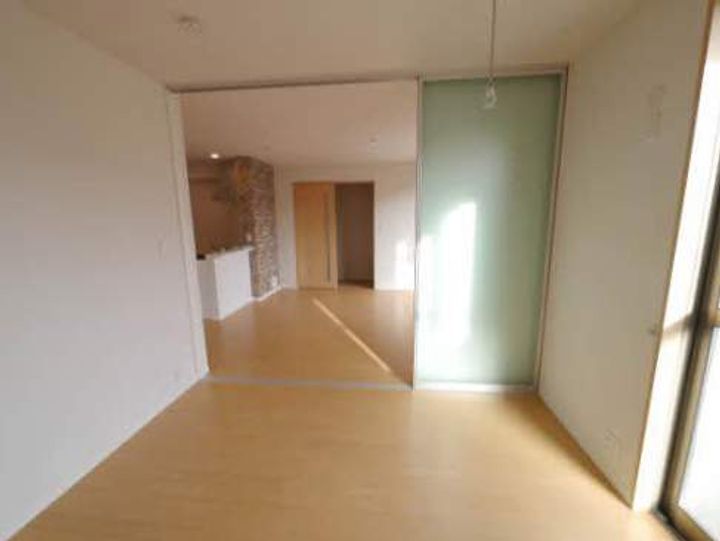 福岡県北九州市若松区ひびきの南2丁目の賃貸アパートの内装