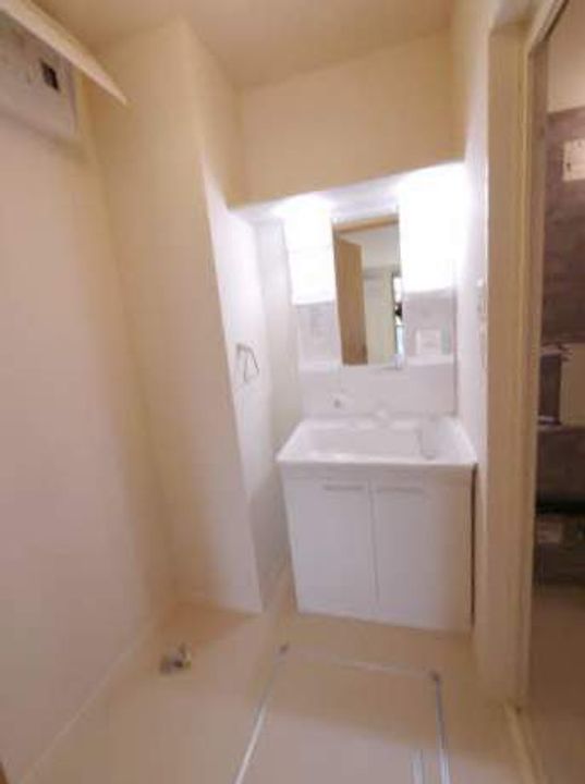 福岡県北九州市若松区ひびきの南2丁目の賃貸アパートの内装