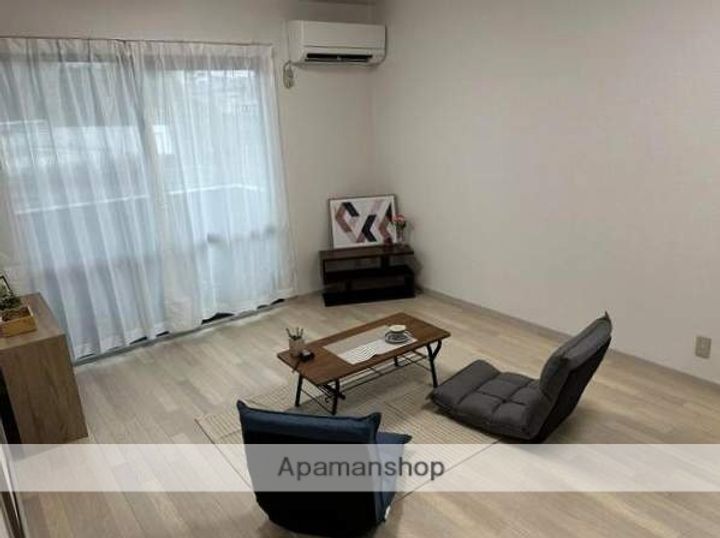 福岡県北九州市小倉北区井堀3丁目の賃貸アパートの居間