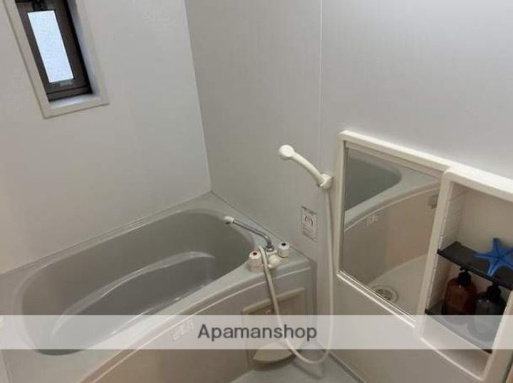 福岡県北九州市小倉北区井堀3丁目の賃貸アパートの風呂