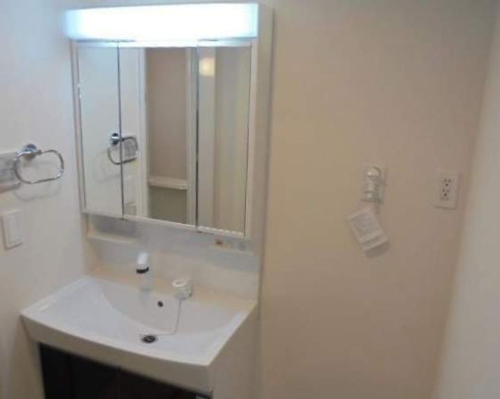 八幡西区東鳴水四丁目新築アパートの内装