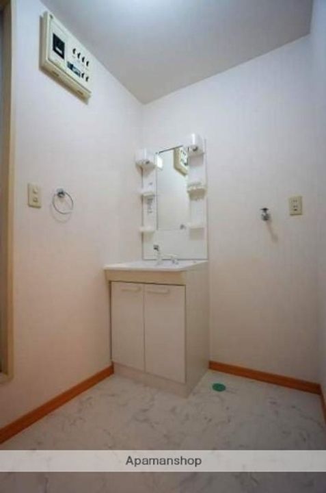 福岡県太宰府市宰都2丁目の賃貸アパートの内装