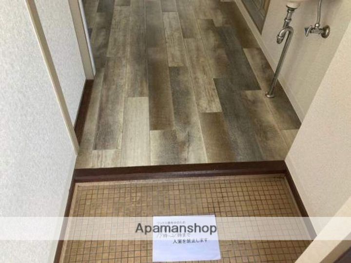 サクセスMの玄関