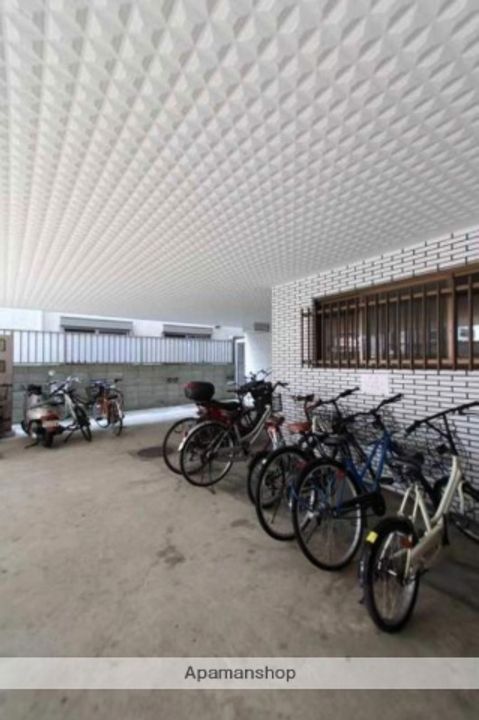 福岡県大野城市栄町2丁目の賃貸マンションの外観
