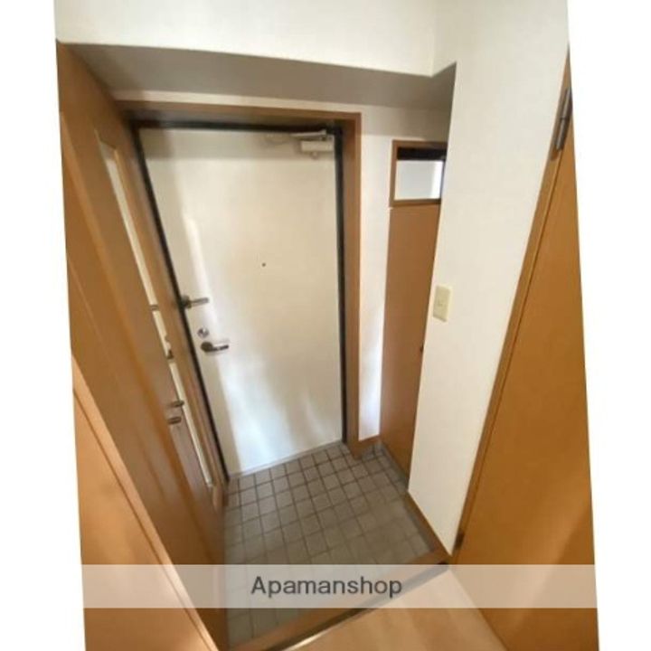 サンシティ南ヶ丘21の玄関