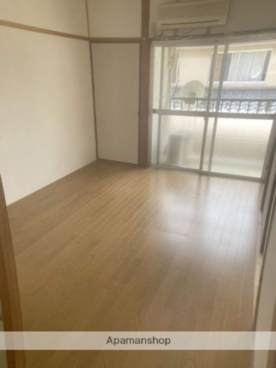 TMコーポの居間