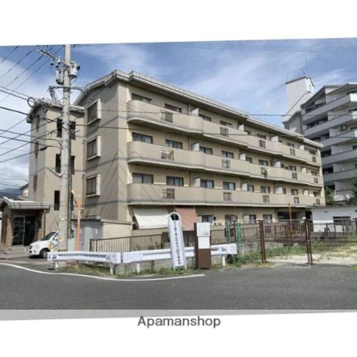 いずみハイツ太宰府の外観