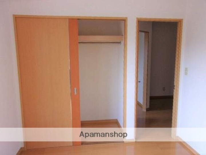 福岡県大野城市下大利3丁目の賃貸アパートの内装