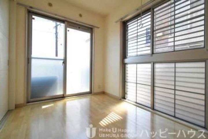 ビバリーヒルズハウスの内装