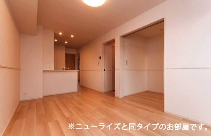 リヴァーサイド・フィオーレ Ⅲの居間