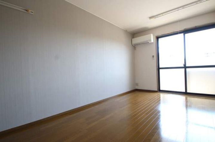 セリバテール太宰府の居間