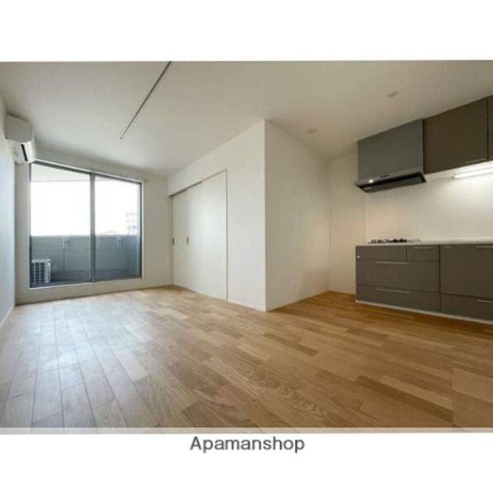 FLUKE T−FRONTの居間