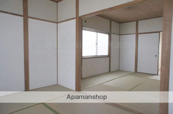 西村コーポの内装