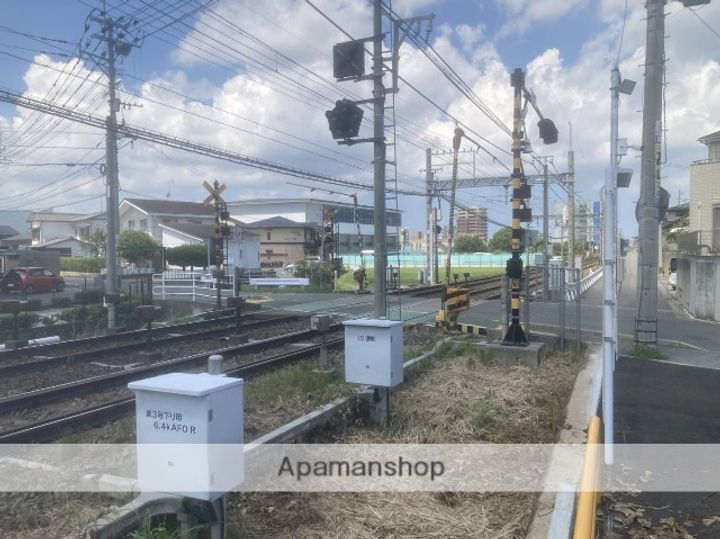 メディオリヴェール紫駅の外観