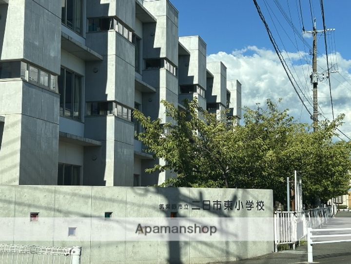 メディオリヴェール紫駅の周辺
