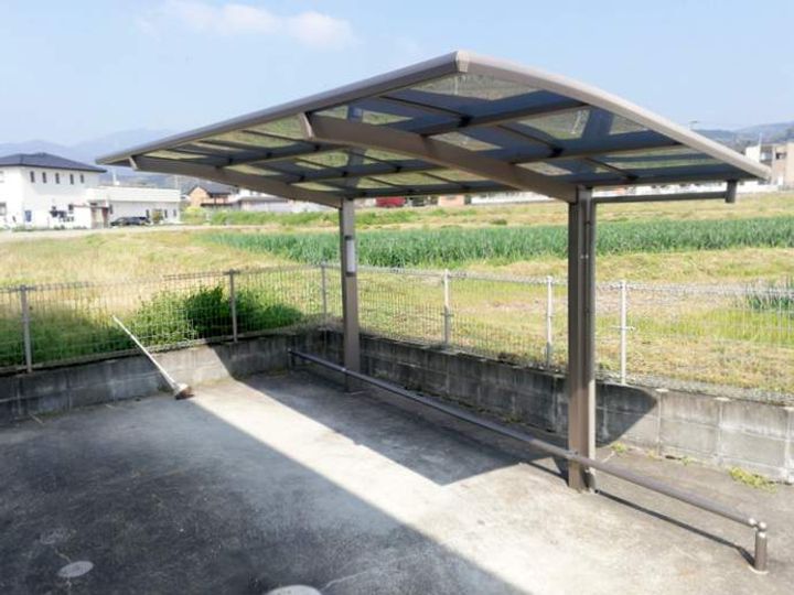 ルメート若葉IIの外観