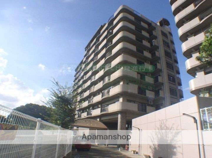 カーサ朝日ヶ丘参番館の外観