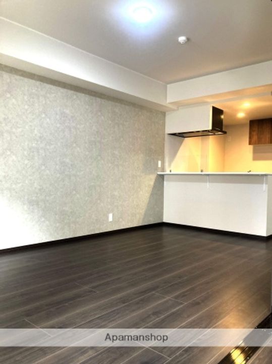 ARISTA SHIRAKIBARUの居間