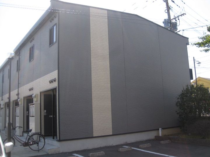 レオパレスドイシャンⅡ102の外観