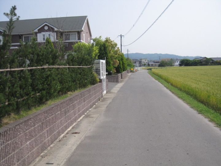 シャトープルミエールB203の周辺