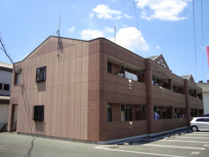 サンコート・パイン201の外観