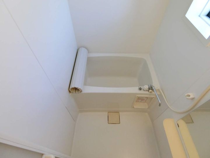 山ノ井壱番館202の風呂