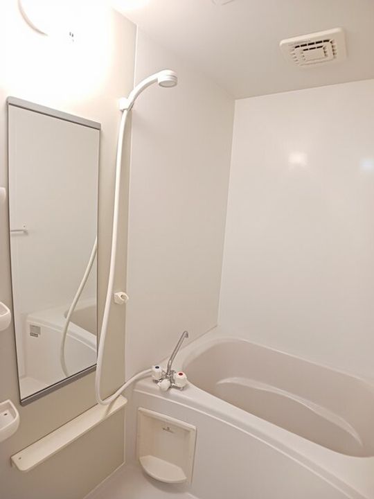 ジュネス103の風呂