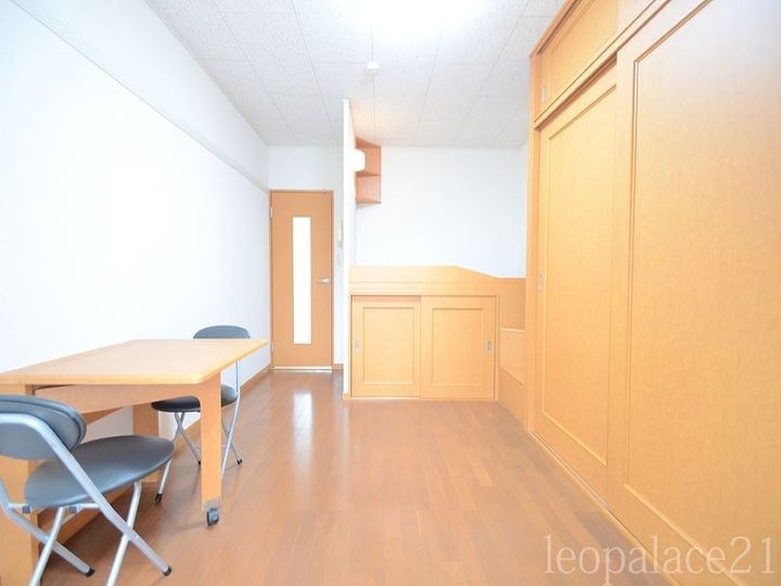 レオパレスMIYAMAEⅡの居間