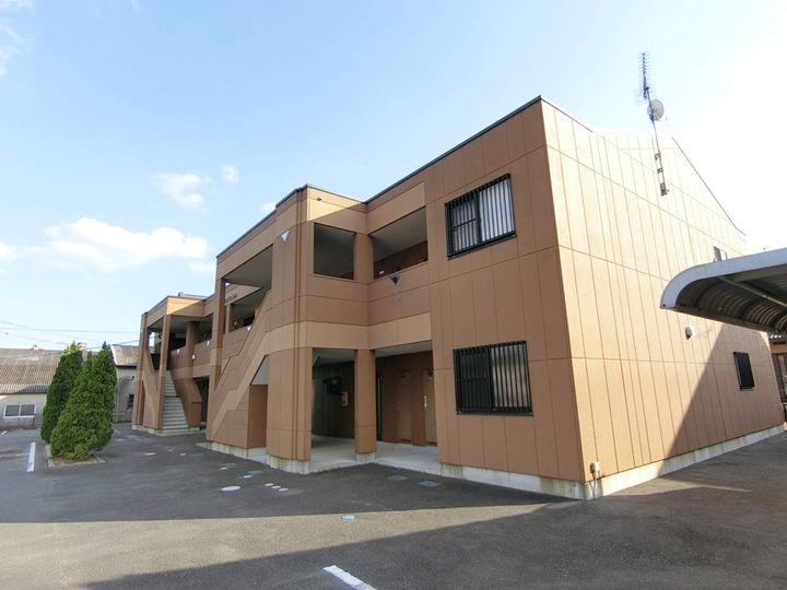 Sol y luna102の外観