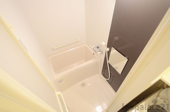 ミランダKURAMACHIⅢ203の風呂