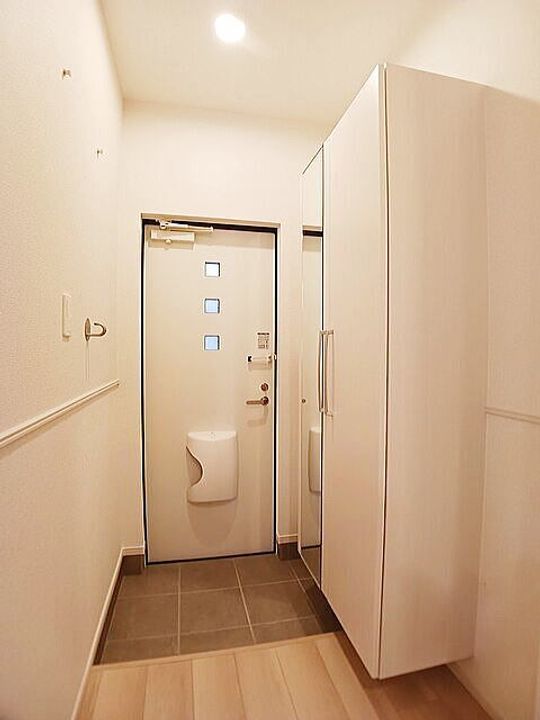 LUXORーT Ⅱの玄関