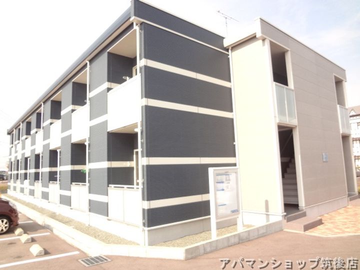 レオネクスト綾104の外観