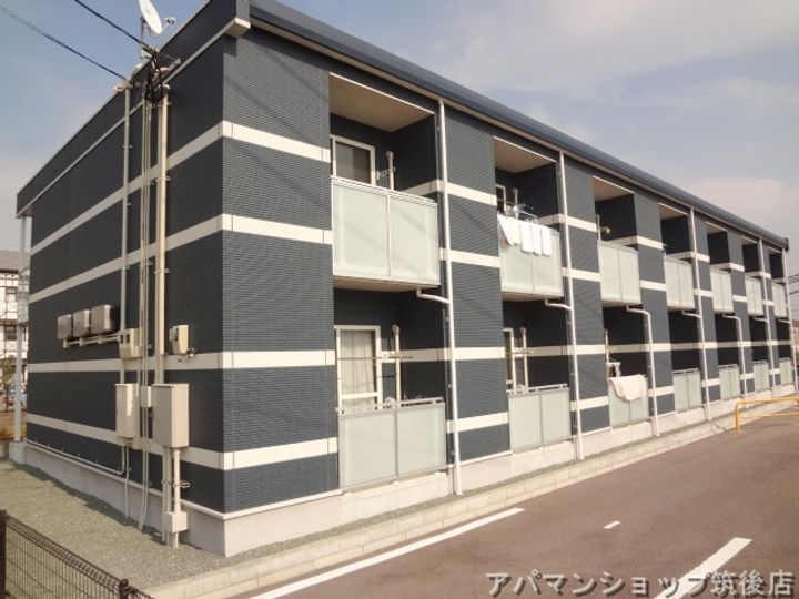 レオネクスト綾104の外観