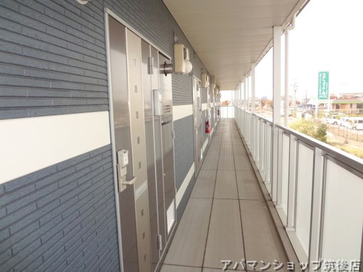 レオネクスト綾104の外観