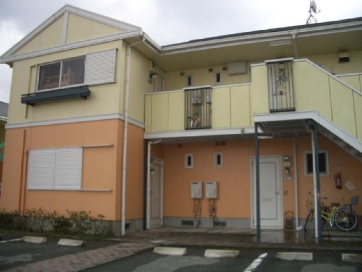 フレグランス窓ケ原2Fの外観