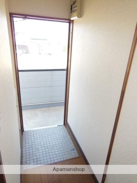 シブヤハイツ201の玄関