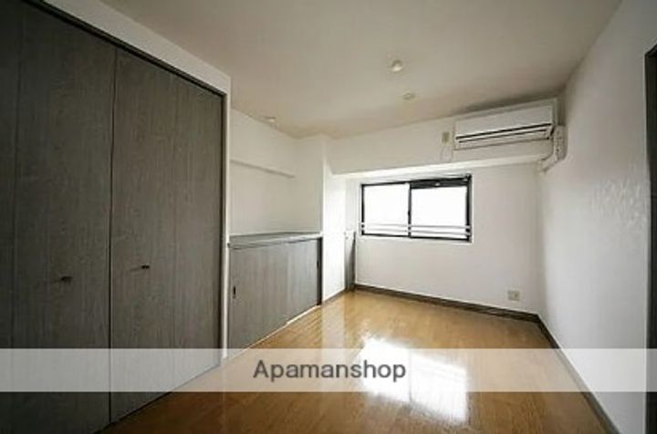 ウィステアリアの内装