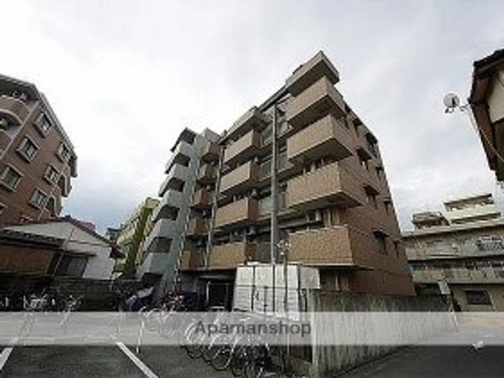 スワレーレ室見の外観