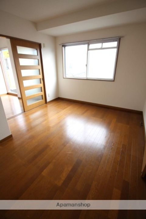 アイズスクウェアのその他画像